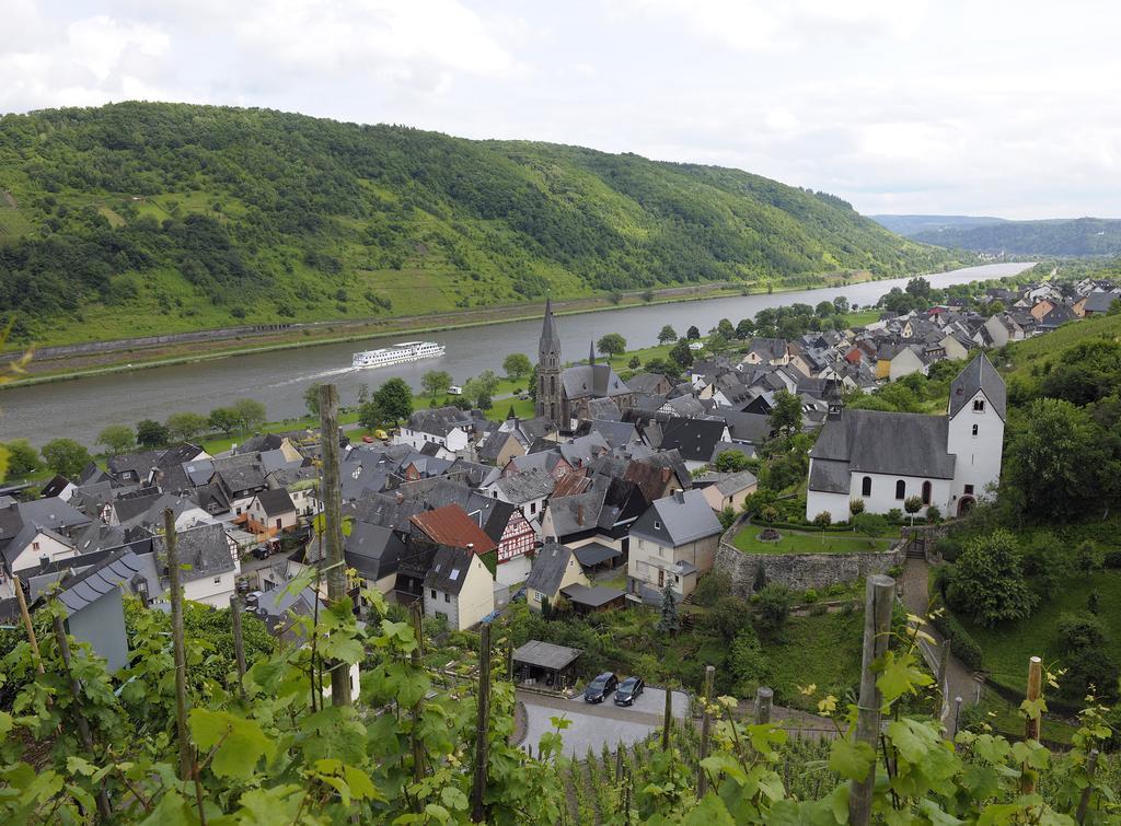 Haus Luzia Appartement Sankt Aldegund Buitenkant foto
