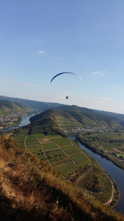 Haus Luzia Appartement Sankt Aldegund Buitenkant foto